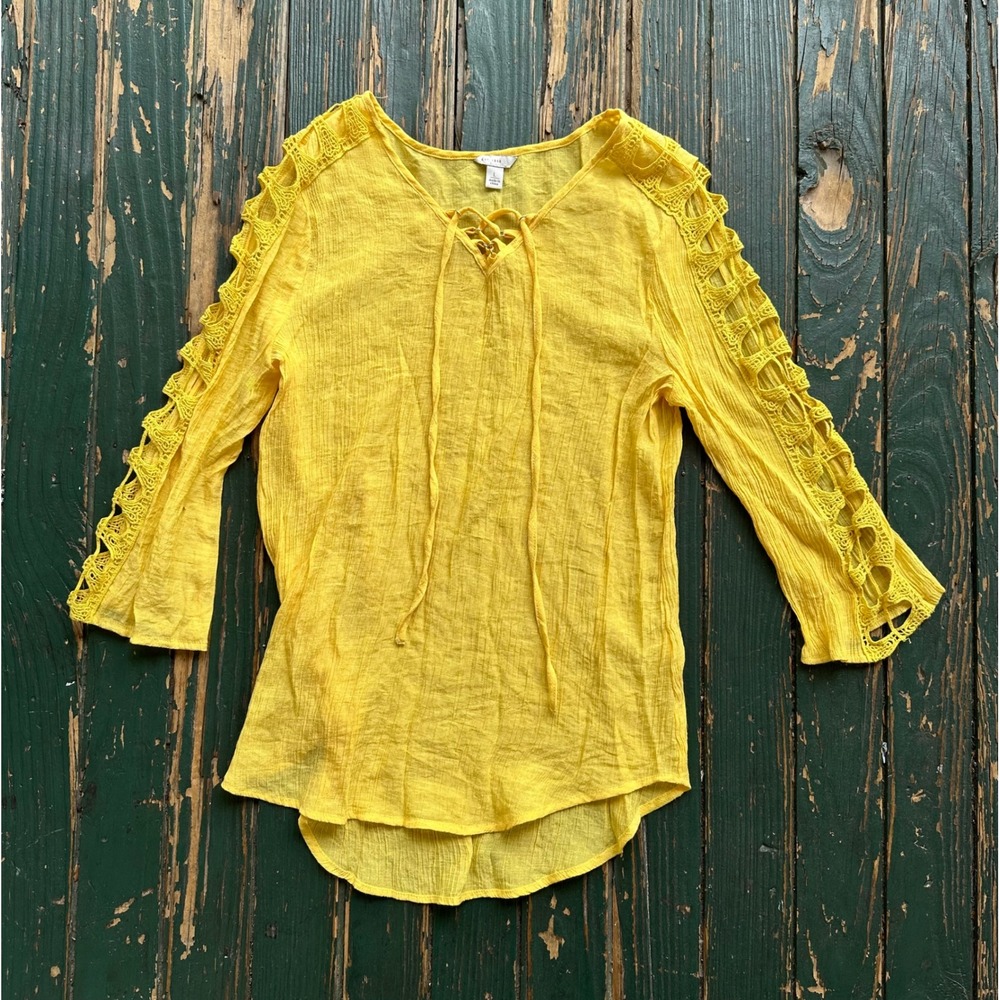EST. 1946 Yellow Gauze Lace Up Crochet Sleeve Blouse Womens Large Boho Top A62